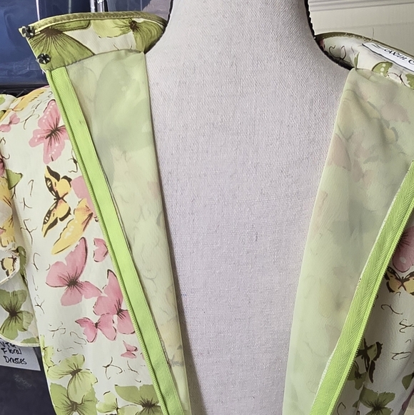 Vintage Y2k Asymetrical Asian Style Butterfly Print Flutter Sleeved Dress - Picture 8 of 8